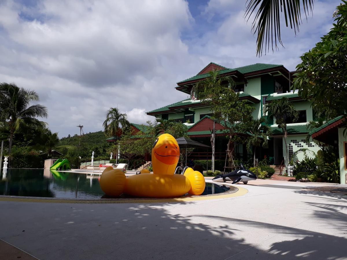 Resort The Sun House 3*
